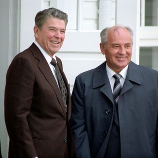 Логотип @vneshchat - Внешчат