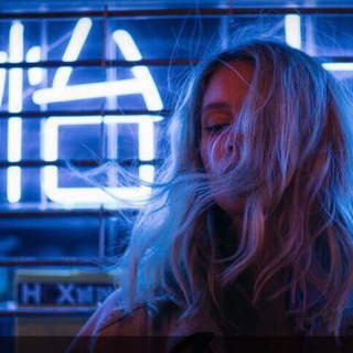 Логотип @vnuutrri - vnutri | психология саморазвитие