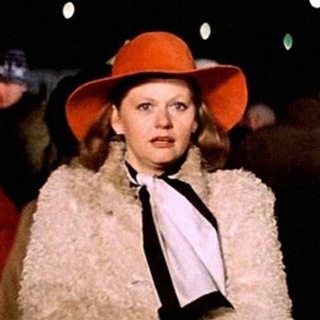 Логотип @voice_fashion - Отдел моды VOICE