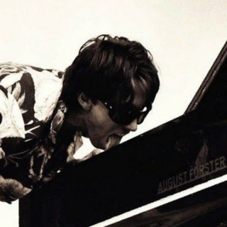 Логотип @void_in_utero - VOID