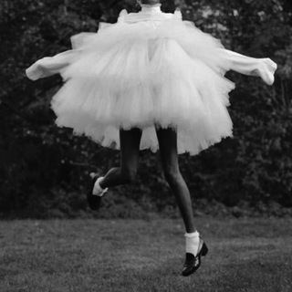 Логотип @vonplatee - Вон то платье