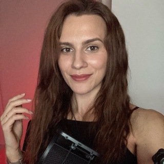 Логотип @vorontsova_digital - Воронцова опять передумала