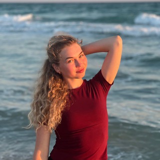 Логотип @vottakie_pirogi - вот такие пироги!