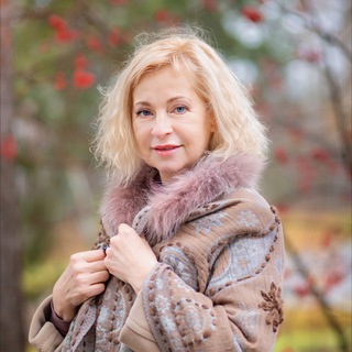 Логотип @voyage_s_laroi - Life is nice.Жизнь в кайф 😋