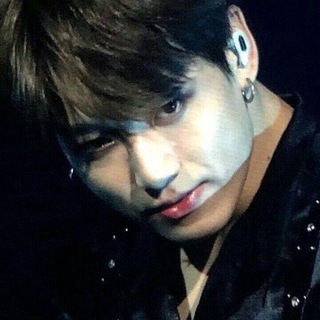 Логотип @voygvrll - voyage