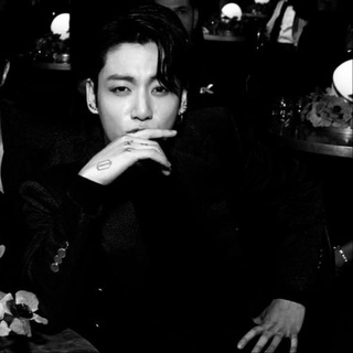 Логотип @vriumx - Delirium