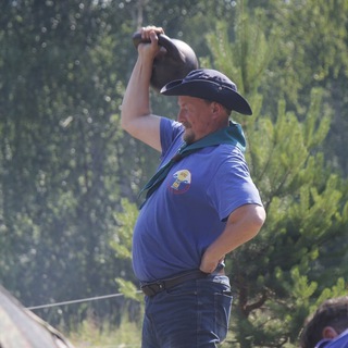 Логотип @vsevolodandthescouts - Всеволод и следопыты