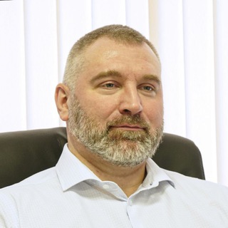 Логотип @vvhelp - Центр помощи мигрантам В.В. Коженова