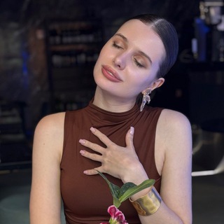 Логотип @vvikakrik - Вика Крик 📢