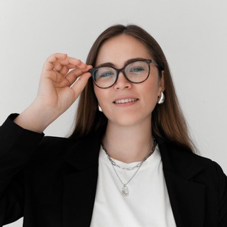 Логотип @vvlyssha_repetitor - Валюша, о репетиторстве с душой