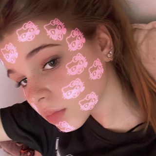 Логотип @vvvvvvv3szzle - лера❤️