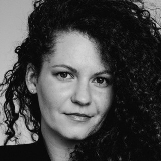 Логотип @vyazomaniya - VYAZOMANIYA