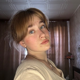 Логотип @vysotinaalenaa - АлёнаАV