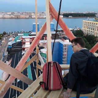 Логотип @vzriv - апейрон