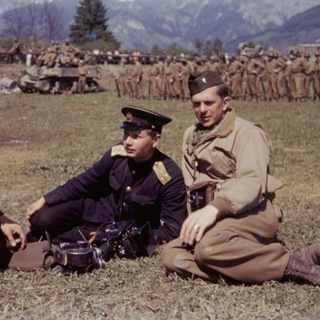 Логотип @waffenkadr - WW2BLICK