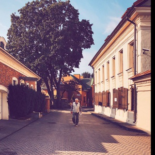Логотип @walkingpskov - Псков - город для пешеходов