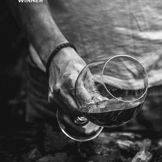 Логотип @wander_wine - Wanderwine