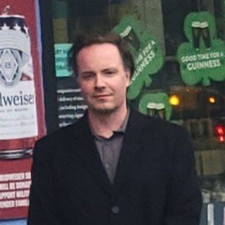 Логотип @warrenbalogh88 - Warren Balogh