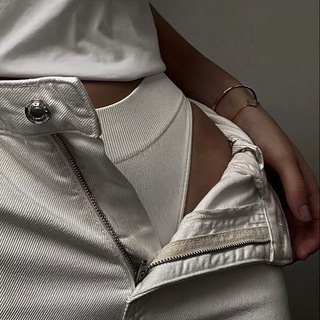 Логотип @wbkwb - ОДЕЖДА БЛОГЕРОВ 🩶