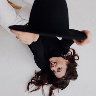 Логотип @wbleon - НЕЙРОСЕТИ НА ВБ | Алёна Лео