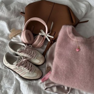 Логотип @wbpinterestt - WBpinterest