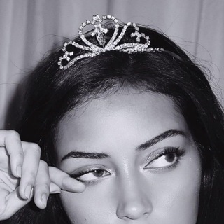 Логотип @wbrisss - ᴡʙʀɪsss