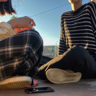 Логотип @we_are_sad2 - 至