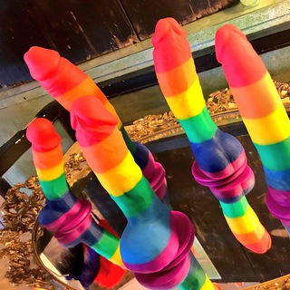 Логотип @we_still_need_more_education - Послухай