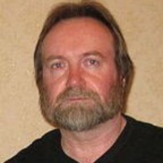 Логотип @webrasskaz - Веб Рассказ