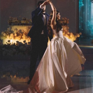 Логотип @weddingdancemusic - Weddingdancemusic (instagram @weddingdanceuz)