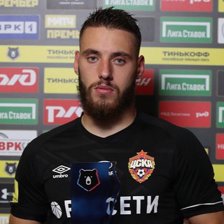 Логотип @weirdmvp - странные фото MVP матчей