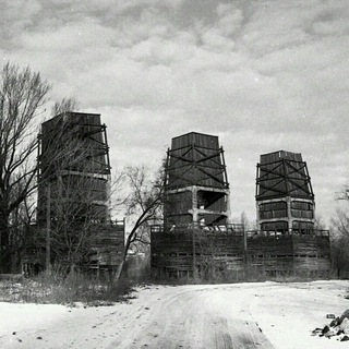 Логотип @weissman_chat - weissman_chat