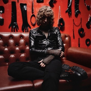 Логотип @wenttosmokevp - вышел покурить.