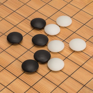 Логотип @weplaygo - Играем в Го