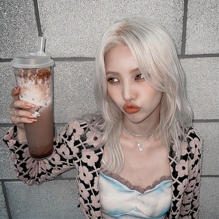 Логотип @weqtuok - 장 ࣭ лунный ♡ свет ૮ ˊ͈ ˋ͈ ა