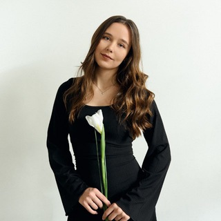 Логотип @wesstiee - wesstiee