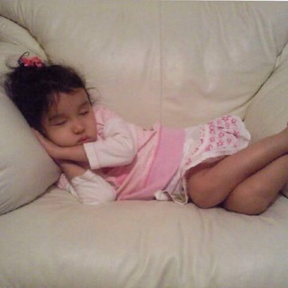 Логотип @wfhhsacvv - эщкере чайхана👐