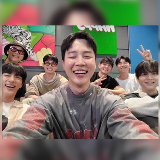 Логотип @whataboutbts - Бантанутые из Сакса 😏