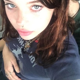 Логотип @whereissh - темы для тг 🫧