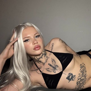 Логотип @whiteplaybunnyy - Jula 🎀😈