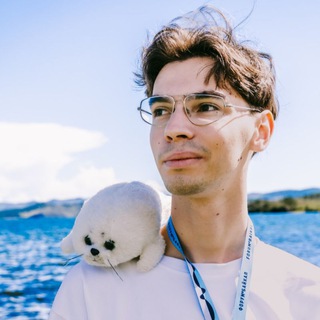 Логотип @whiteyisdoingsmth - Творю что-то!👀