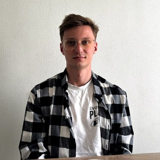 Логотип @whyareyouenglish - it's Lexx's World