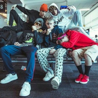 Логотип @whydontwe_chat - Why dont we