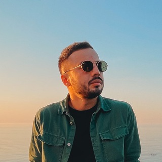 Логотип @whyrinat - Ринат Шакиров