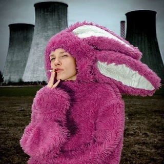 Логотип @whyse3 - www whysee