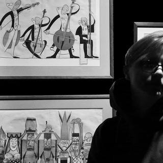 Логотип @whyupitaniy - владос, а почему упитанный?