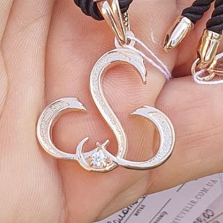 Логотип @wifeshearnonstop - SexWife Cuckold