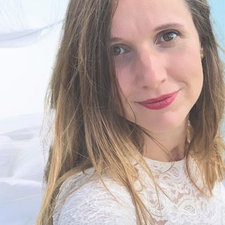 Логотип @wivvica - WiVViCA Healing & Music