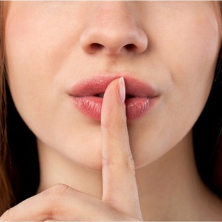 Логотип @womanblogkz - Женский Блог 👠 KZ