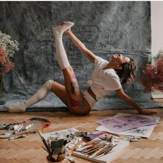 Логотип @womanerudit - Женская эрудиция